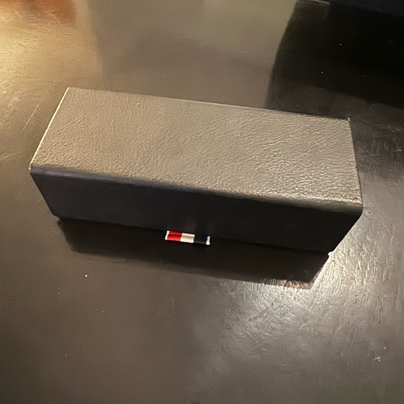 Thom Brown Glasses - Picture 10 of 10